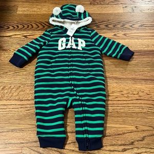 NWT Baby Gap Sherpa lined one piece